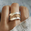Anillo de hilo de plata dorada