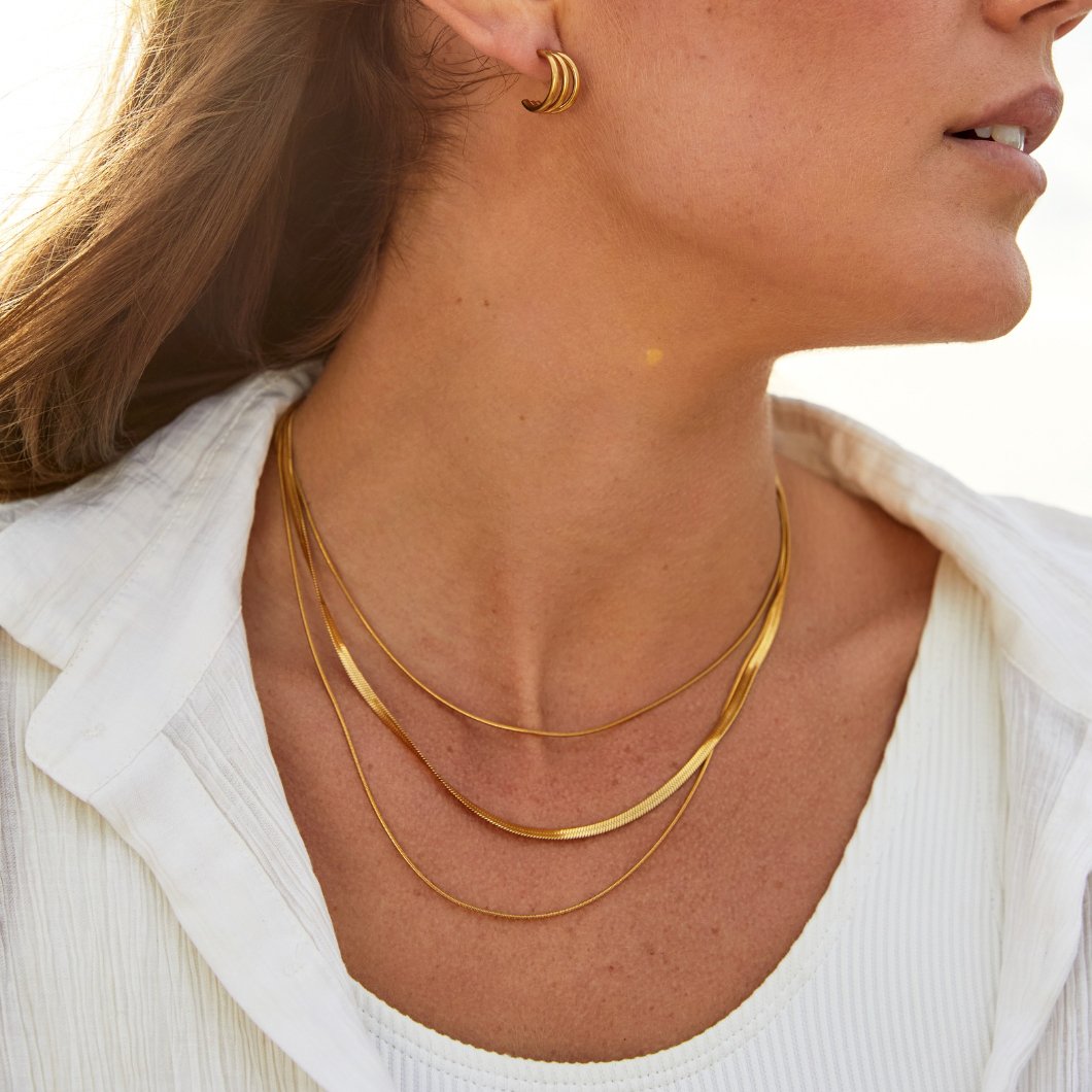 Collar de oro de múltiples capas