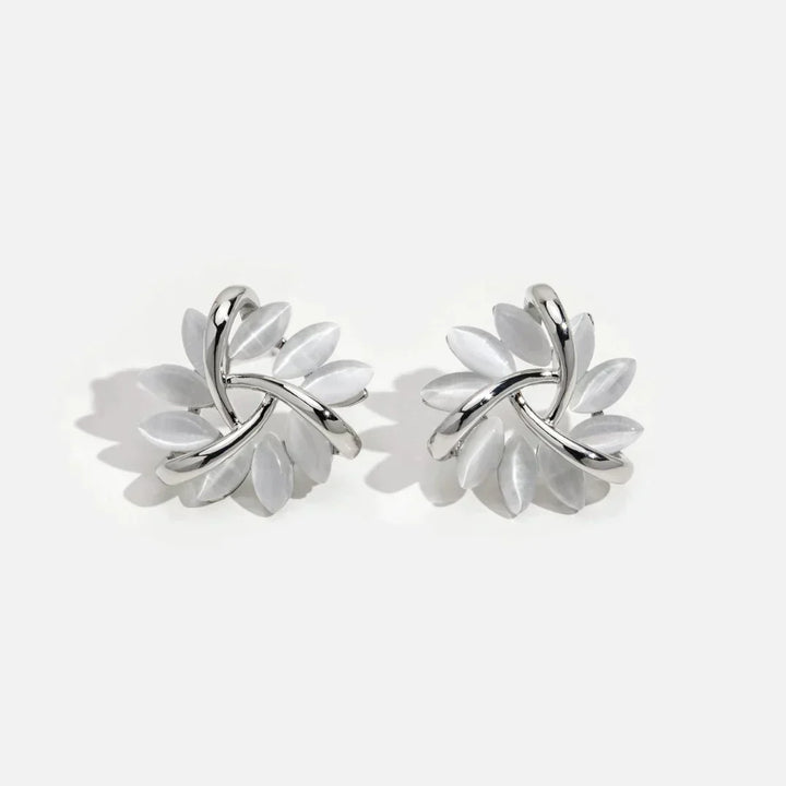 Pendientes de aro con flores de ópalo en oro